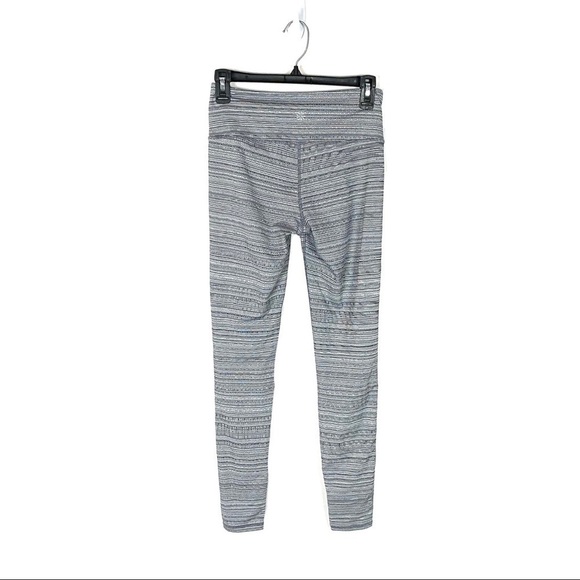 ATHLETA Chaturanga Jacquard Tight Gray Size Small - Picture 8 of 11